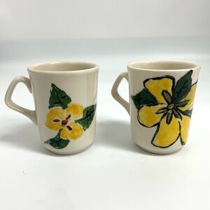 homer laughlin china gienna miller 2001 floral bee pattern lead free 2 mugs